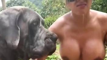 Juicy bitch in a mask is having fun with a mutt